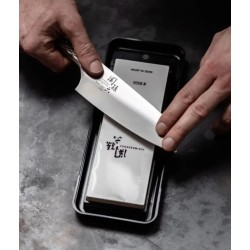 WA6723C Coltello wasabi black cuoco 23 cm